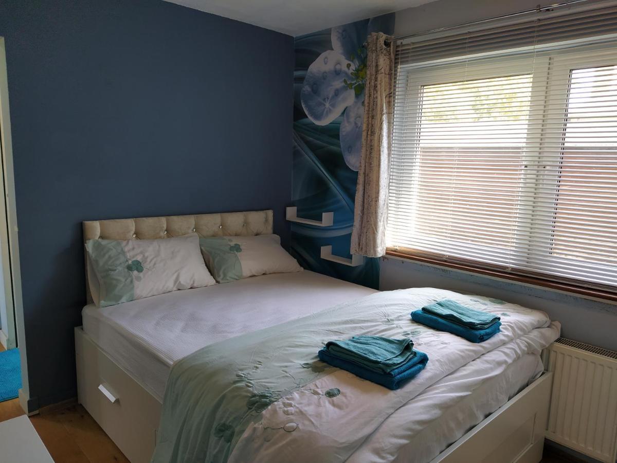Self Catering Studio Flat Appartement Edinburgh Buitenkant foto