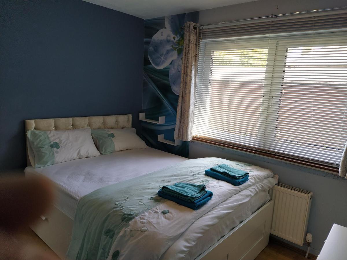 Self Catering Studio Flat Appartement Edinburgh Buitenkant foto