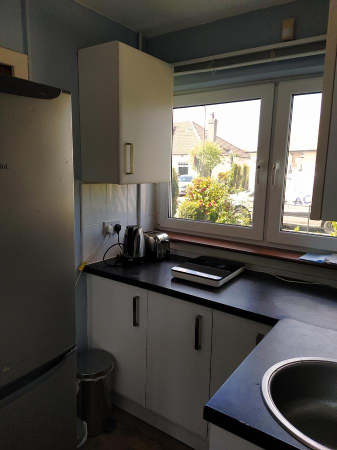 Self Catering Studio Flat Appartement Edinburgh Buitenkant foto