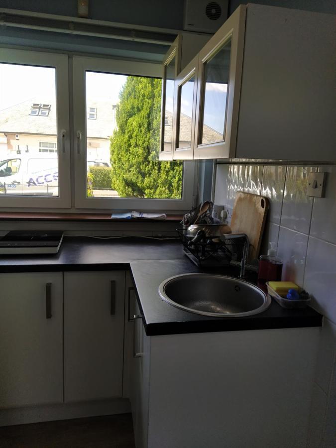 Self Catering Studio Flat Appartement Edinburgh Buitenkant foto