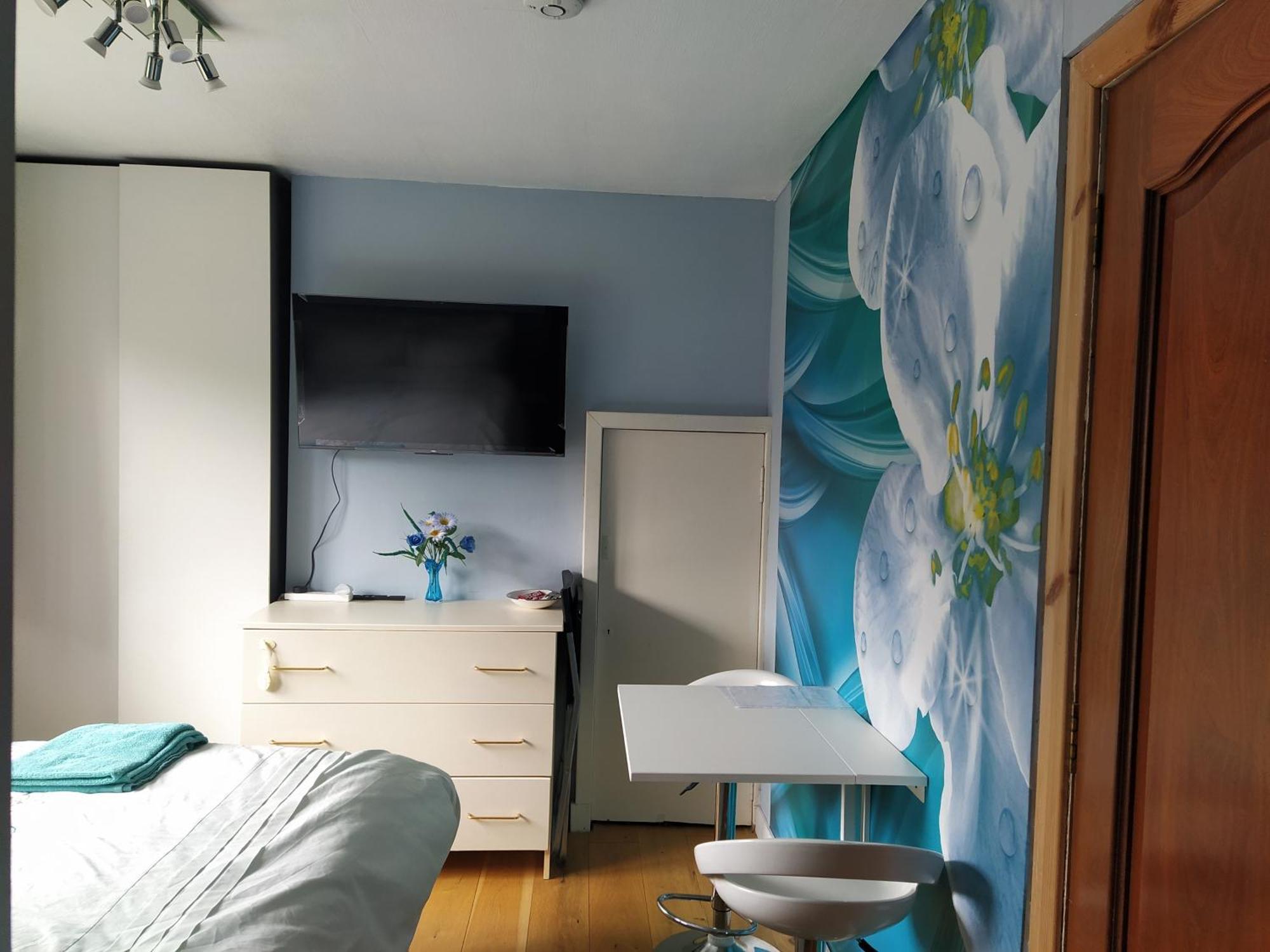 Self Catering Studio Flat Appartement Edinburgh Buitenkant foto